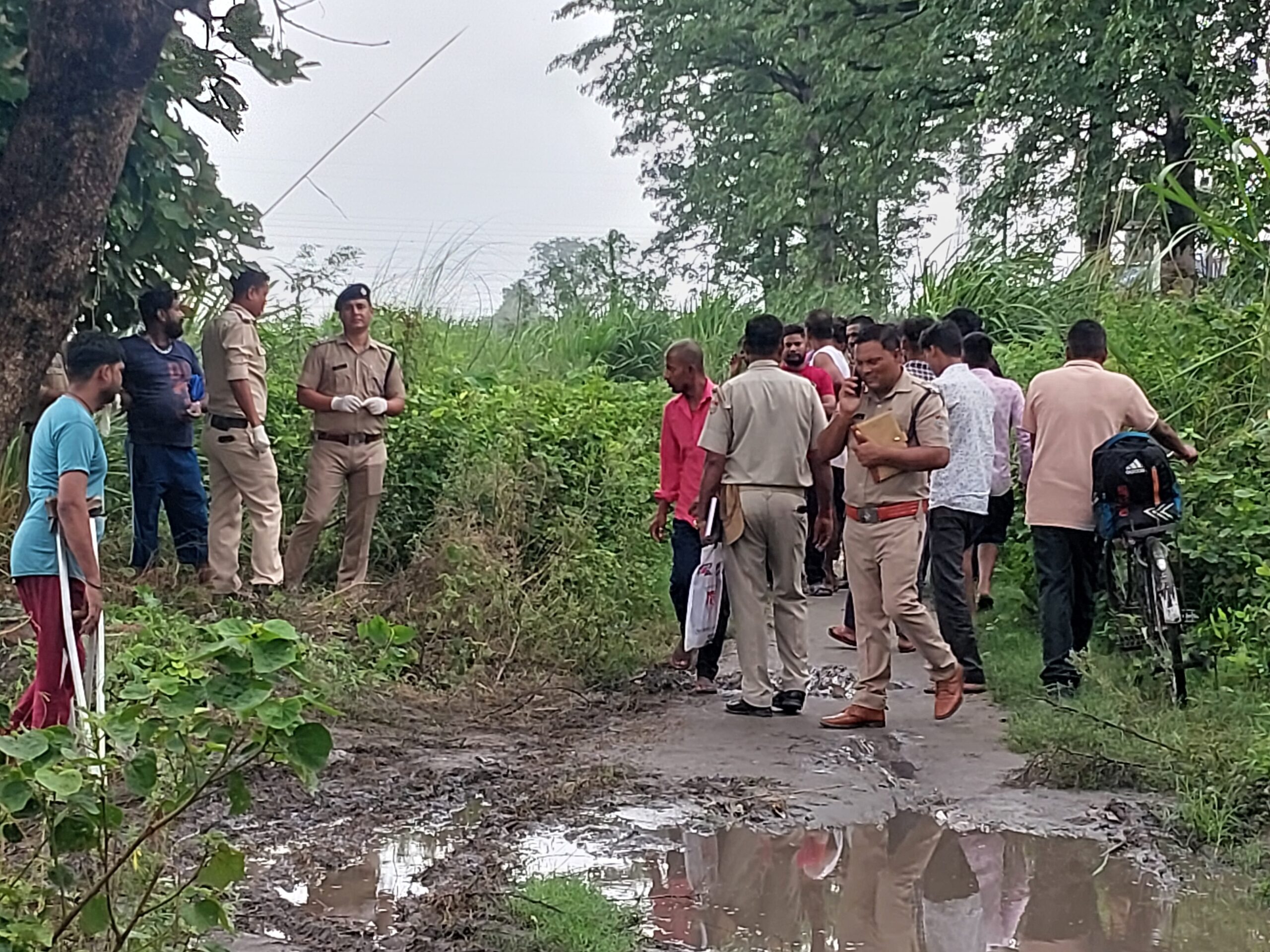 सिडकुल में पेड़ से लटकता मिला युवक का शव      