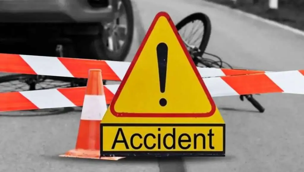 : गुमानीवाला से नरेंद्र नगर के नाई गांव जा रहे बरातियों की स्कार्पियो कार देर रात करीब आठ बजे 150 मीटर गहरी खाई में जा गिरी। हादसे में तीन लोगों की मौके पर ही मौत