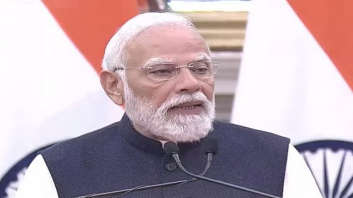 *_’आतंक के प्रति जीरो टॉलरेंस’, पीएम मोदी ने सिडनी बीच पर हुए हमले की निंदा की_*