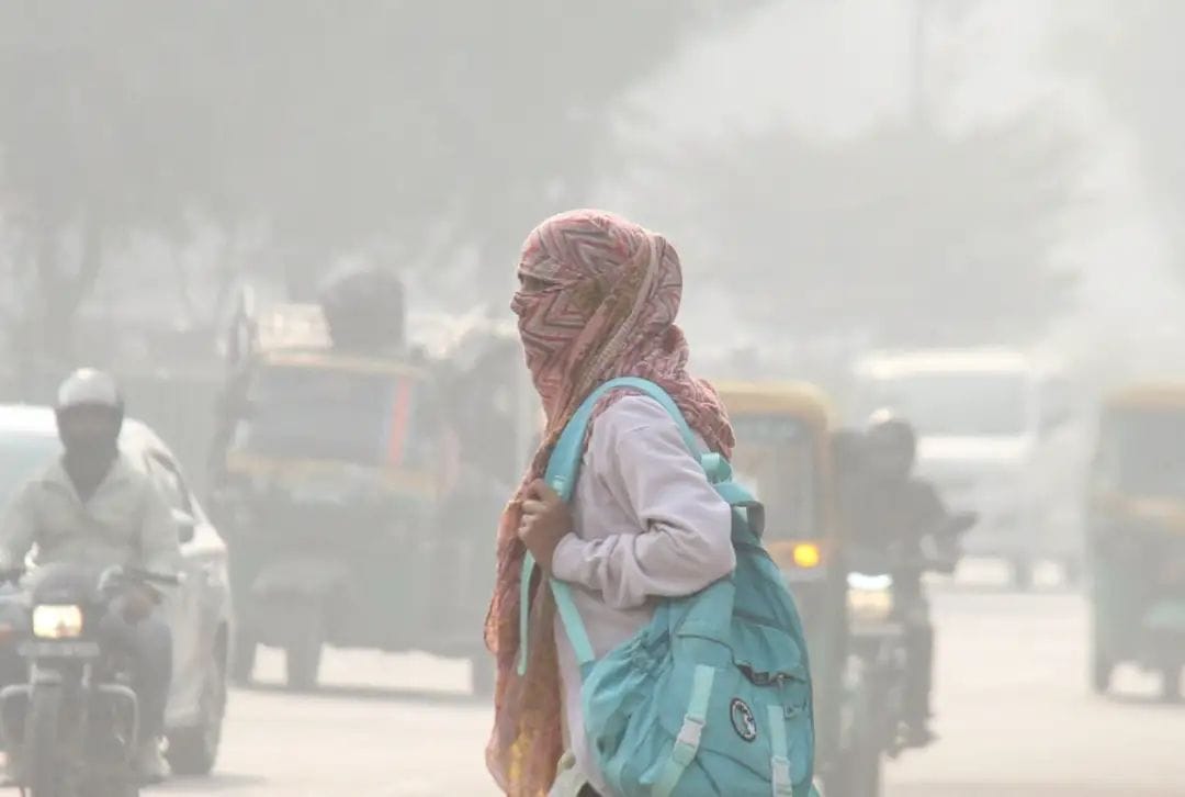 _*🚔💥 हवा में जहर, दिल्ली में साल की सबसे खराब स्तर पर हवा, AQI 430 के पार” दिल्ली में होगा सब बंद*_