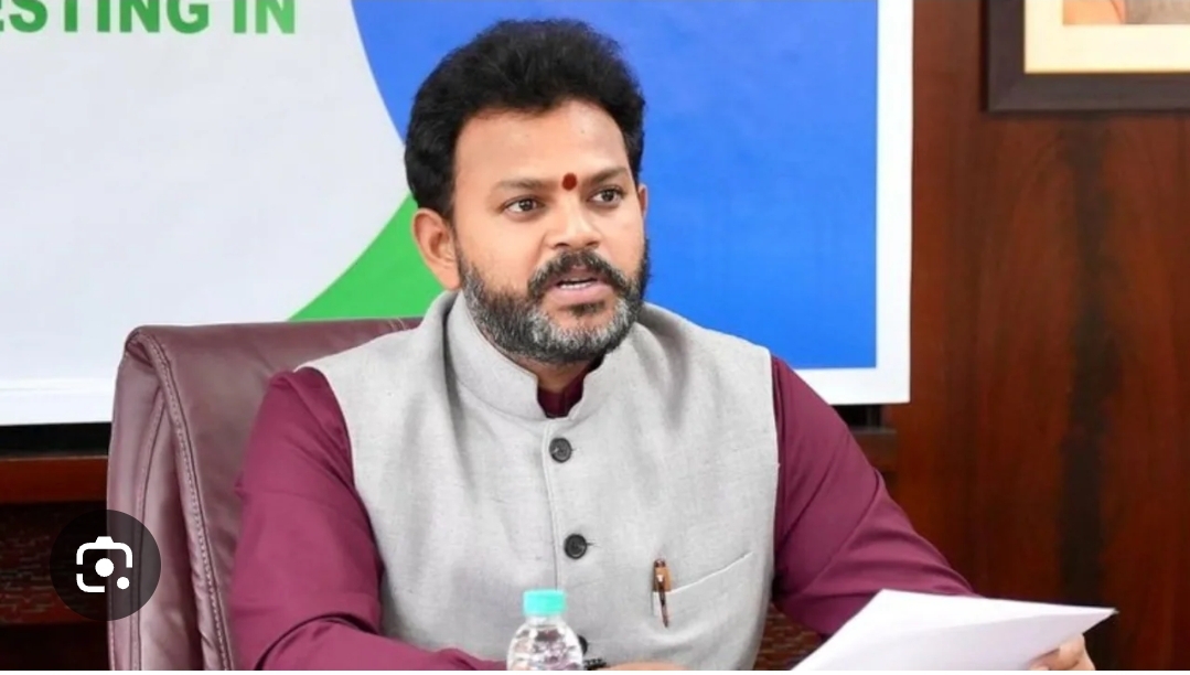 *_’हमेशा के लिए नहीं लग सकता हवाई किराए पर कैप’, एविएशन मिनिस्टर का संसद में बड़ा बयान_*